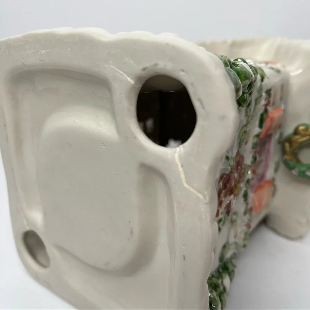 Porcelain Luminary Holiday House‎